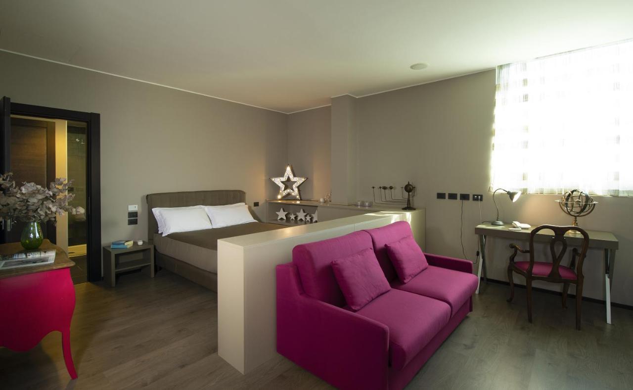 H2C Hotel Milanofiori Assago Esterno foto